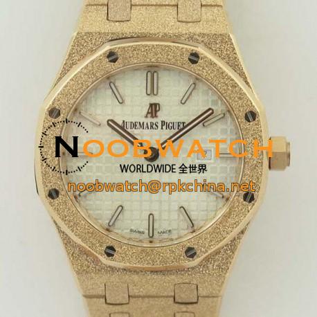 Replica Audemars Piguet Royal Oak Frosted Gold Quartz 33MM 67653 OM Rose Gold Silver Dial Swiss 3132