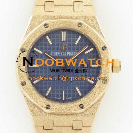 Replica Audemars Piguet Royal Oak Frosted Gold Quartz 33MM 67653 OM Rose Gold Blue Dial Swiss 3132