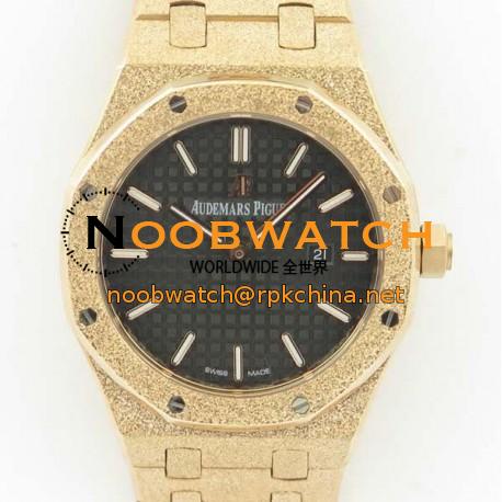 Replica Audemars Piguet Royal Oak Frosted Gold Quartz 33MM 67653 OM Rose Gold Black Dial Swiss 3132