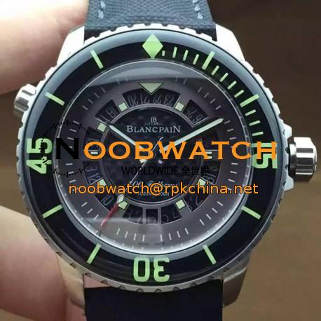 Replica Blancpain 500 Fathoms Titanium Carbon Fiber Dial M9015